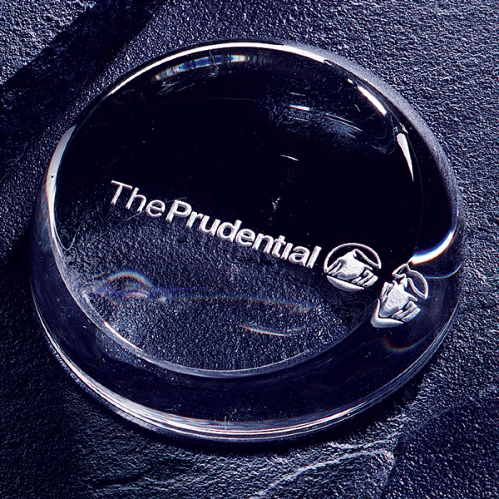 Crystal Magnifier Paperweight (Paperweights & Coasters)